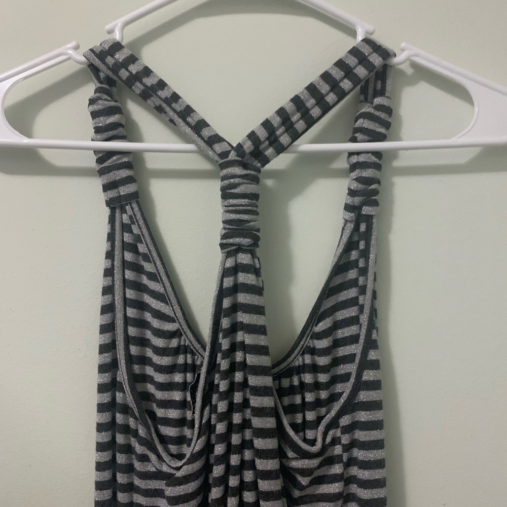 Tank top! - Picture 3 of 5